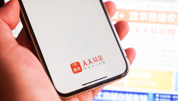 景顺长城,鲍无可,华泰柏瑞,牛勇