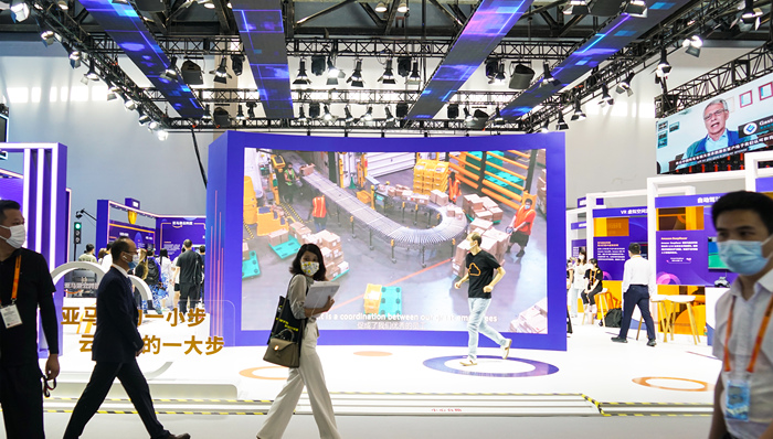 亚马逊云科技生成式AI产品研究院院长：不能依赖单一、万能的大型语言模型应对各种任务