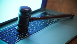 海能達(dá)突發(fā)利空暴跌兩天，合計持有近1.5億股的123只公募怎么辦？