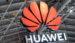 余承东对谈董宇辉：华为智驾对得起“遥遥领先”，自称是非常沉默的人