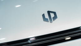 亏损收窄，毛利率首次转正，零跑汽车即将“突围”？