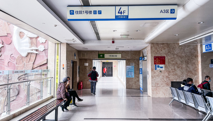 公立医院国际部扩容;高端医疗险;爆发