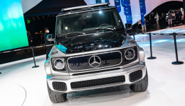 油车复仇记：降价、结盟、交学费