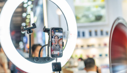 命运大转盘，谁握住了直播电商？