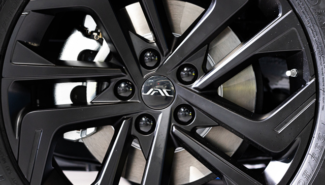 JAC Motors to collaborate with Huawei on luxury EVs