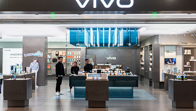 Vivo lab eyes smart optics
