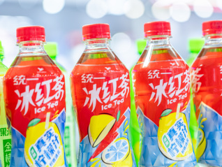统一的饮品卖不动了，五年来中报首现下滑