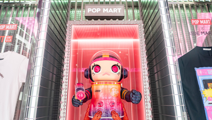 王宁离在海外“再造一个泡泡玛特”的目标又近了一步