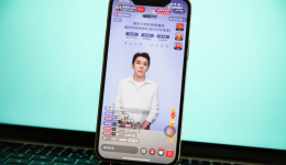 美腕“抛弃”李佳琦