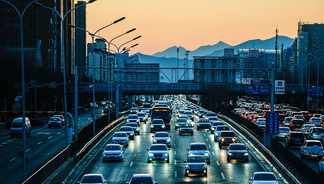 网约车；打车；滴滴；高德