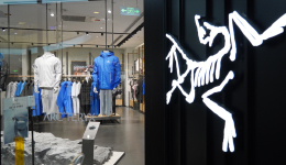 始祖鸟高管被调来管狼爪了