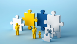 “基金主理人”拒绝“黑卡”，试点六年，基金投顾的痛点和机遇在哪里？