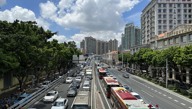 当新车合格证成经销商融资工具，拿不到证的车主该怎么办？