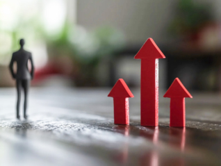 金股挖掘| 中報(bào)業(yè)績(jī)翻倍+美元降息潮將至，這家鋁企上行周期有望開(kāi)啟