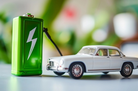 乘联分会崔东树谈汽车行业利润：整车企业只占百分之十几，都让电池企业拿走了