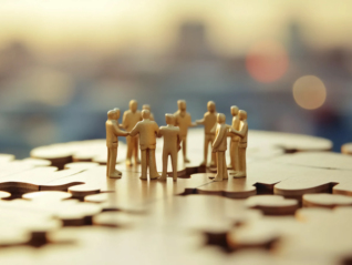 新聘142位、离任79位，公募基金经理大换血，新生代崭露头角