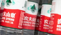 瓶装水市场，又闻到了硝烟的味道