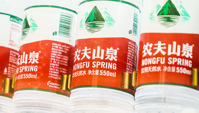 农夫山泉,快消品,业绩