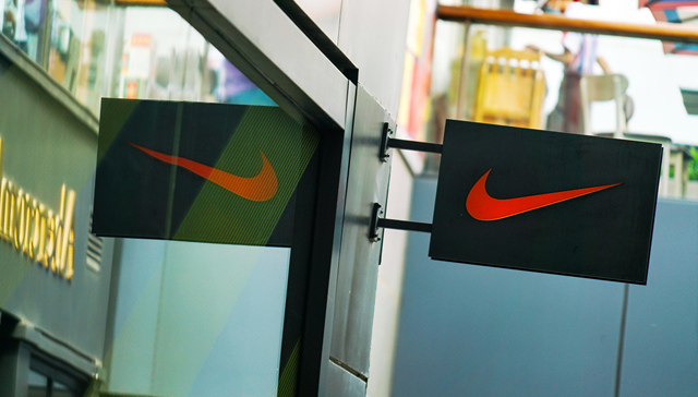 中国市场;增长乏力;耐克大中华区;换帅