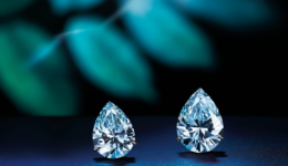 这年头，钻石商人眼红金店老板