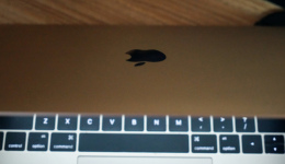 智能化时代到来，触控屏会成笔记本标配吗？