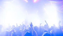 50+演唱会30+音乐节扎堆五一，谁能破解“一票难求”？