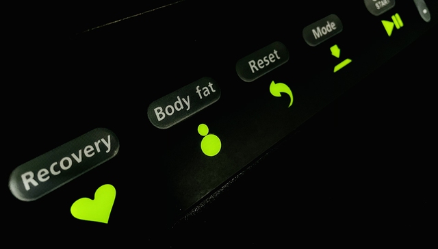 连锁健身房整“花活”自救