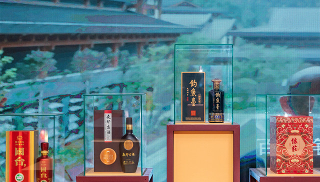 闫凯境,经销商,张春新,休假,国台酒业