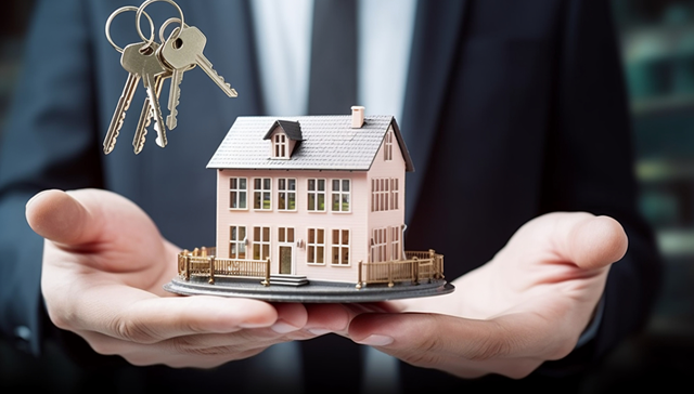 越秀地产守盘半年