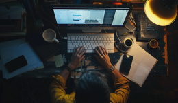 月薪3万文科友好，“AI训练师”真有那么赚？