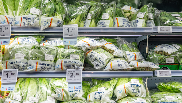 白菜价格涨幅超过一倍，今夏蔬菜为何大涨价？