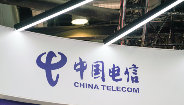 中国电信盘中再度大涨，三大运营商齐推套餐争抢Token经济入口