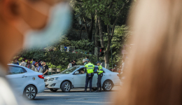 IPO雷達(dá)｜盛富萊收二輪問詢函：應(yīng)收賬款大增回款比例卻下降，產(chǎn)能利用率下滑仍擴產(chǎn)？