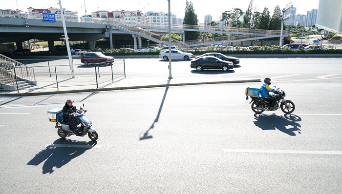 阿里“补课”即时零售