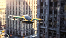 面临适航、空域、场景多重制约，低空经济商业化路径待破局｜2025民企大调研④