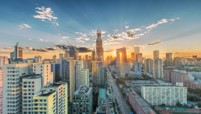 上市房企的资本魔术：一手控制负债率 一手扩充“买地钱”