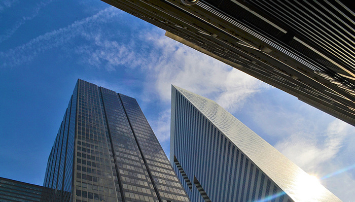 住建部原副部长：继续炒房，金融危机就来了