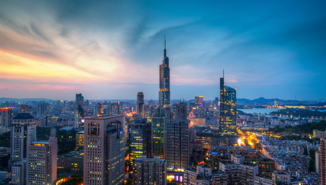 销售额爆发推高房地产行业负债率 低杠杆开发商将成行业领头羊