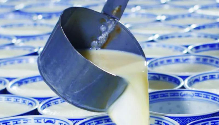 寻味顺德丨百年甜蜜双皮奶 岭南小吃中的“江湖老大”