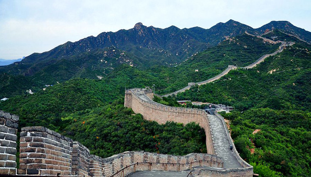 高铁游入夏即火爆 出境游下月迎高峰