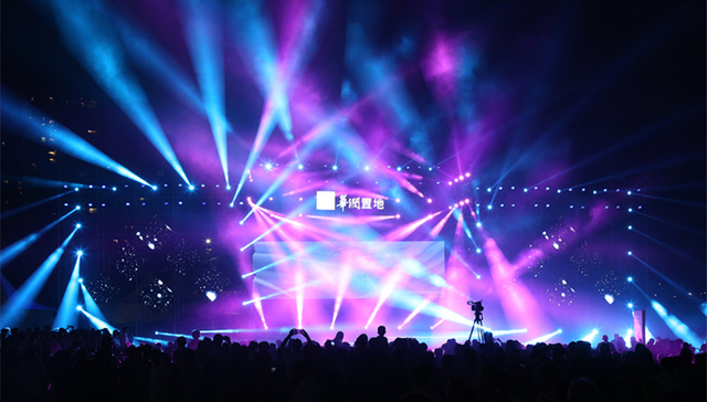 你知道吗？昨晚超2000人在小径湾狂欢了一夜！