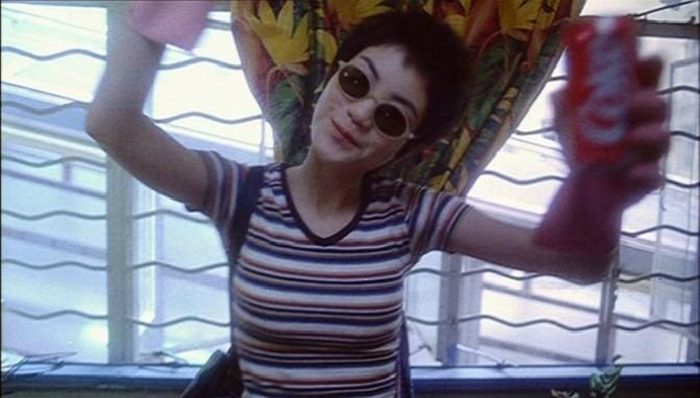 凤梨罐头已经过期，而王菲还是那个少女