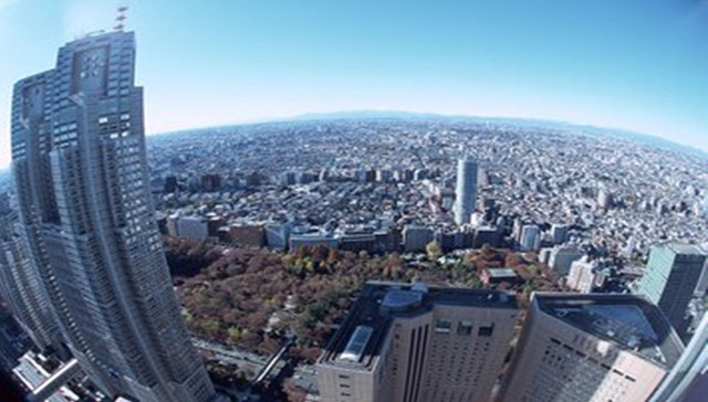 与蓬钢对话：海外市场已经太贵了