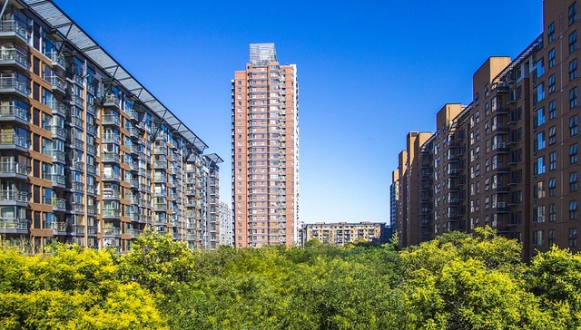 一口气涨价7000元/㎡，南京又有业主抱团涨价组建房价联盟