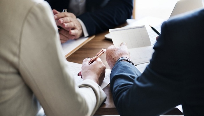 “微信卖信托”模式走红 信托资金端互联网化再现生机