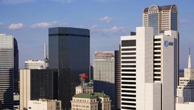 裁员瘦身：地产商经历阵痛