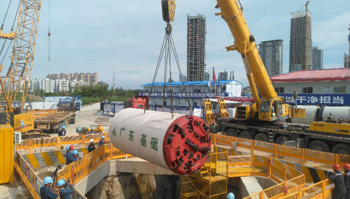 南方电网对澳输电第三通道项目提前开始隧道顶管施工