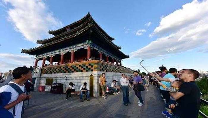 算法攻略： “忙人族”激活超万亿旅游市场