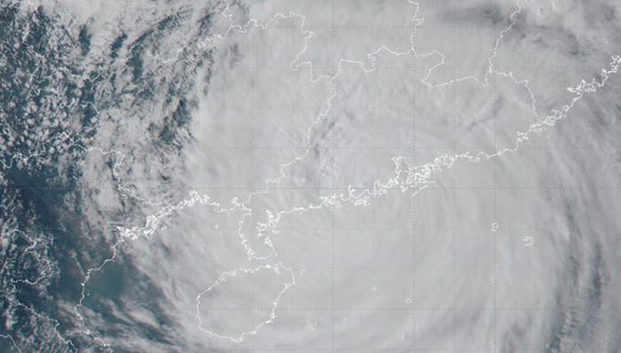 台风“山竹”已登陆台山沿海 预计17日凌晨移出广东