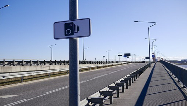 虎门大桥明起将迎返程高峰 车主错峰出行收效